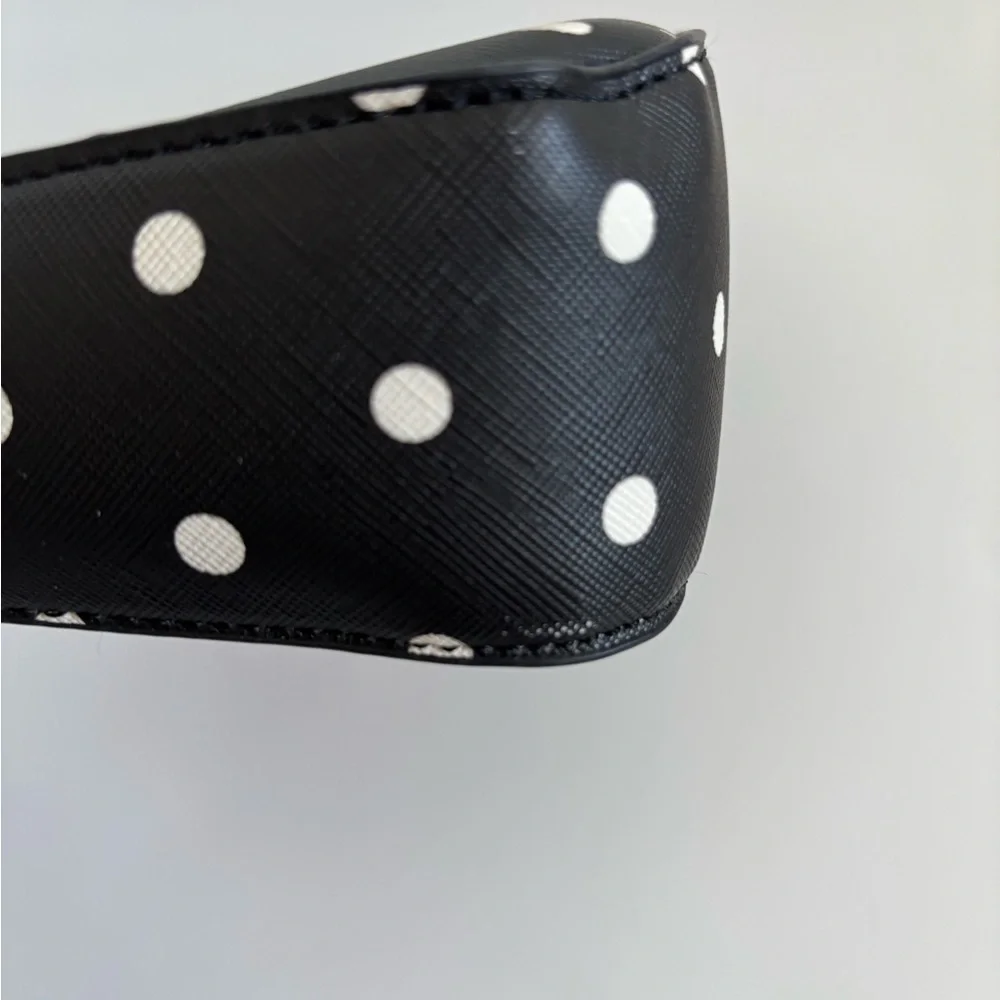 Bioworld Disney Minnie Mouse Black Polka Dot Crossbody Coin Pouch Set NWT